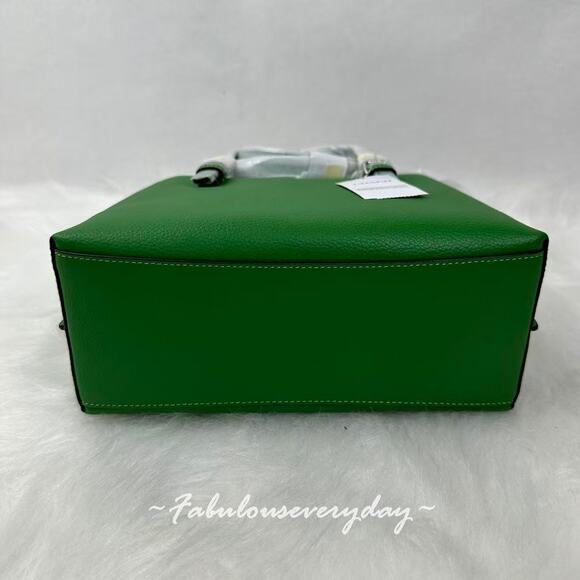 Coach Mollie Tote Bag 25 Crossbody In Leather/Kelly Green CV966 NWT - Picture 9 of 9
